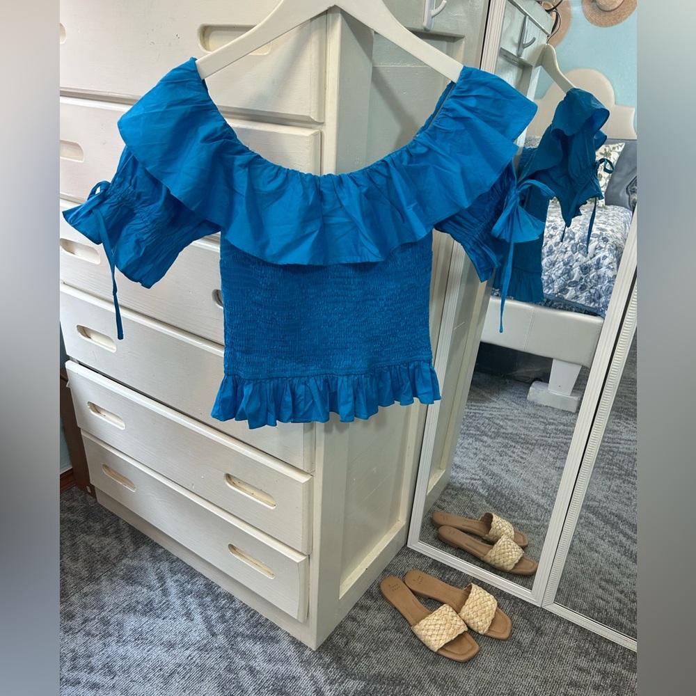 DO+BE Blue Off-Shoulder Ruffle Blouse